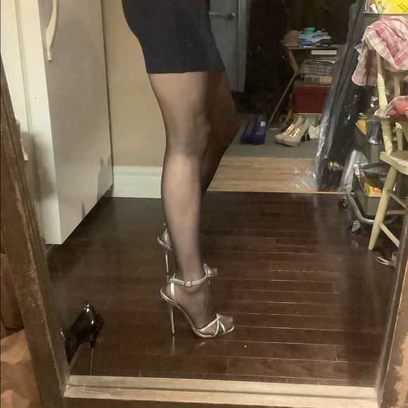 Six inch heels forever ! Size 10 - Picture 3 of 4